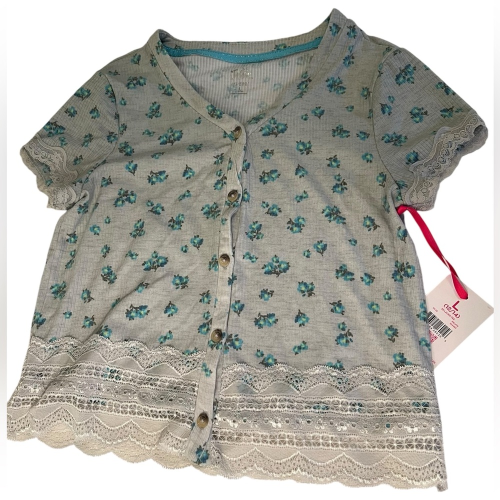 Cute shirt by Justice!